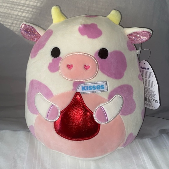 Kellytoy Other - Squishmallows Evangelica Hershey kiss valentines cow